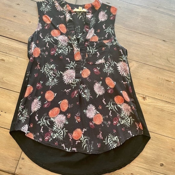 Anthro Silverton Sleeveless Button Down - Picture 4 of 7